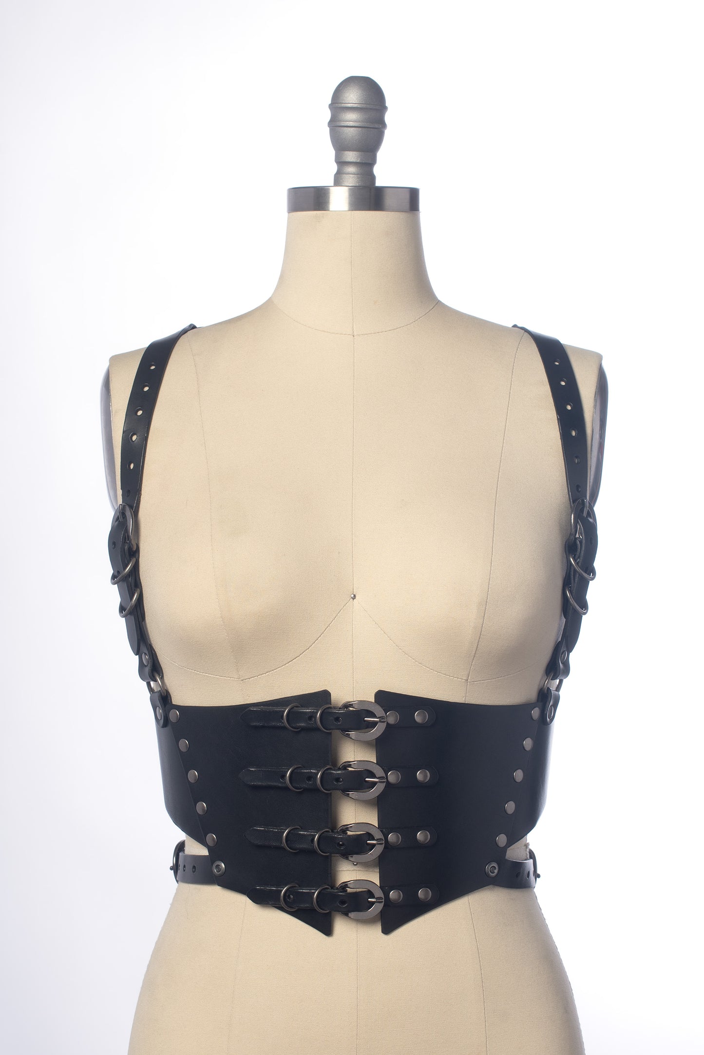 Izzy Harness