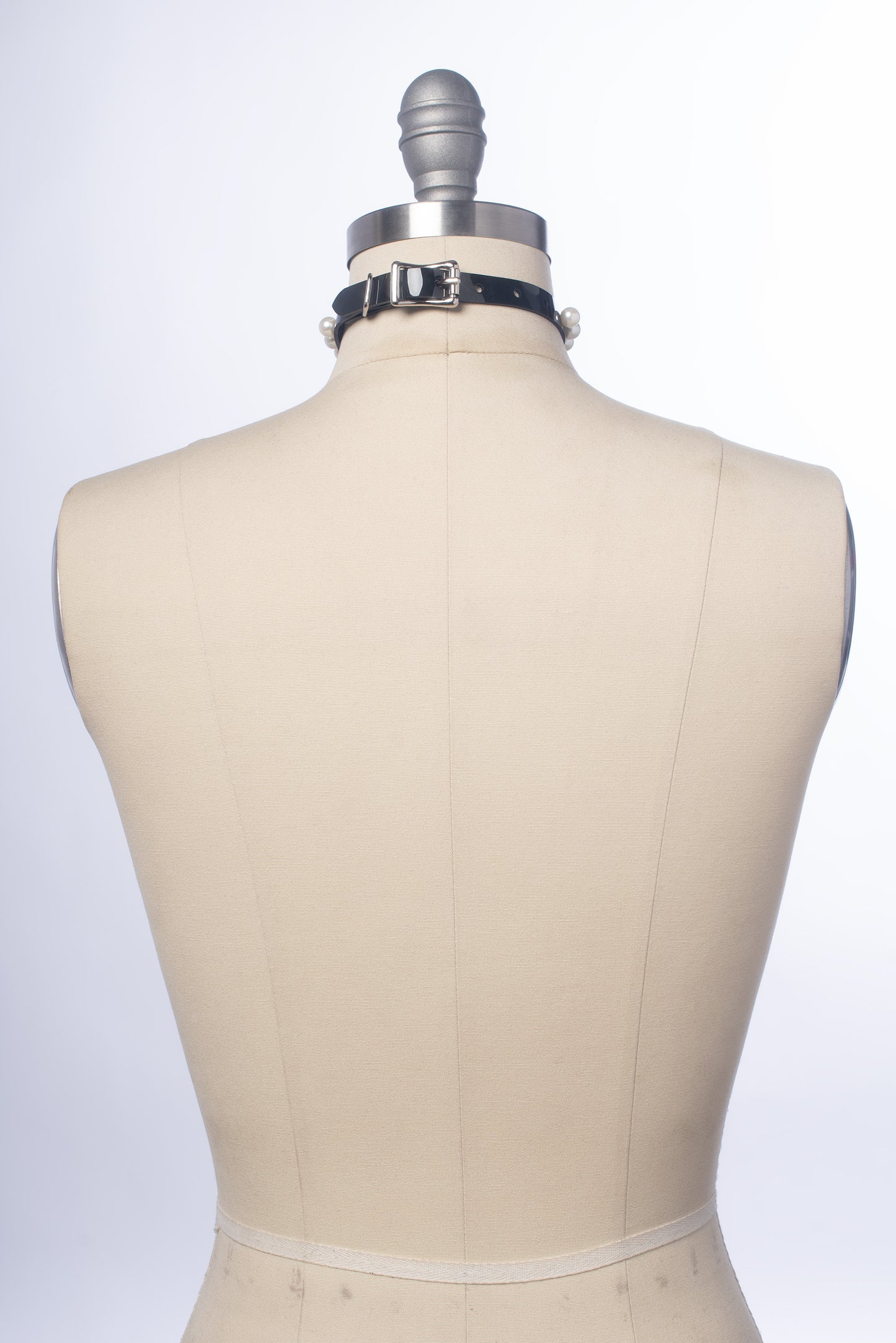 Amelia Pearl Velvet Bow Choker