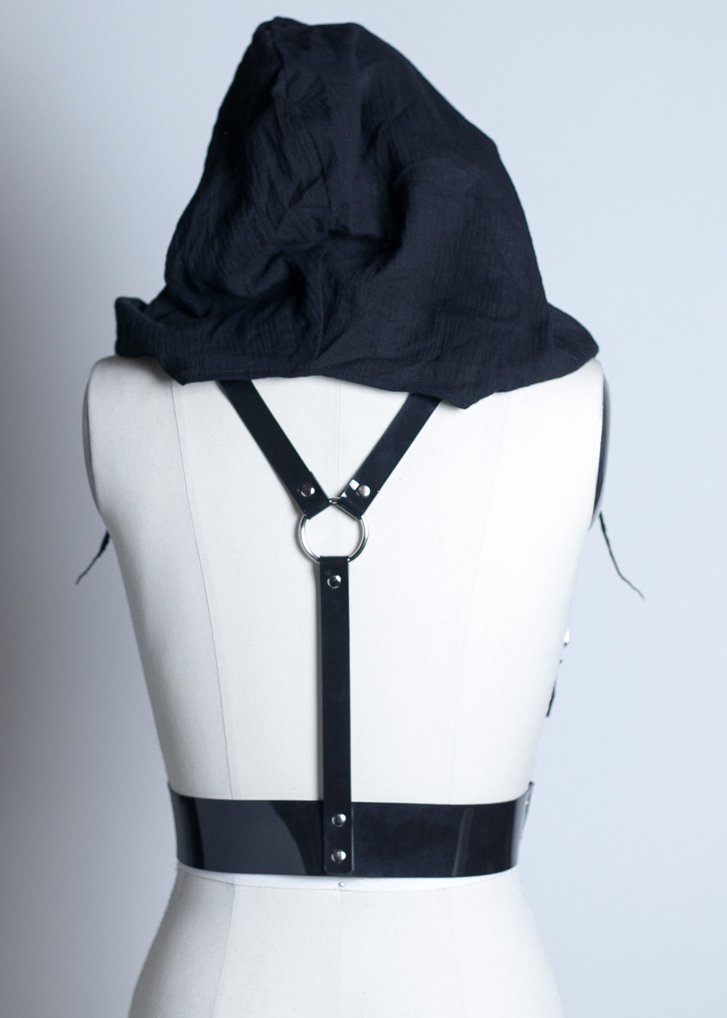 Wraith Hooded Harness - APATICO - 5