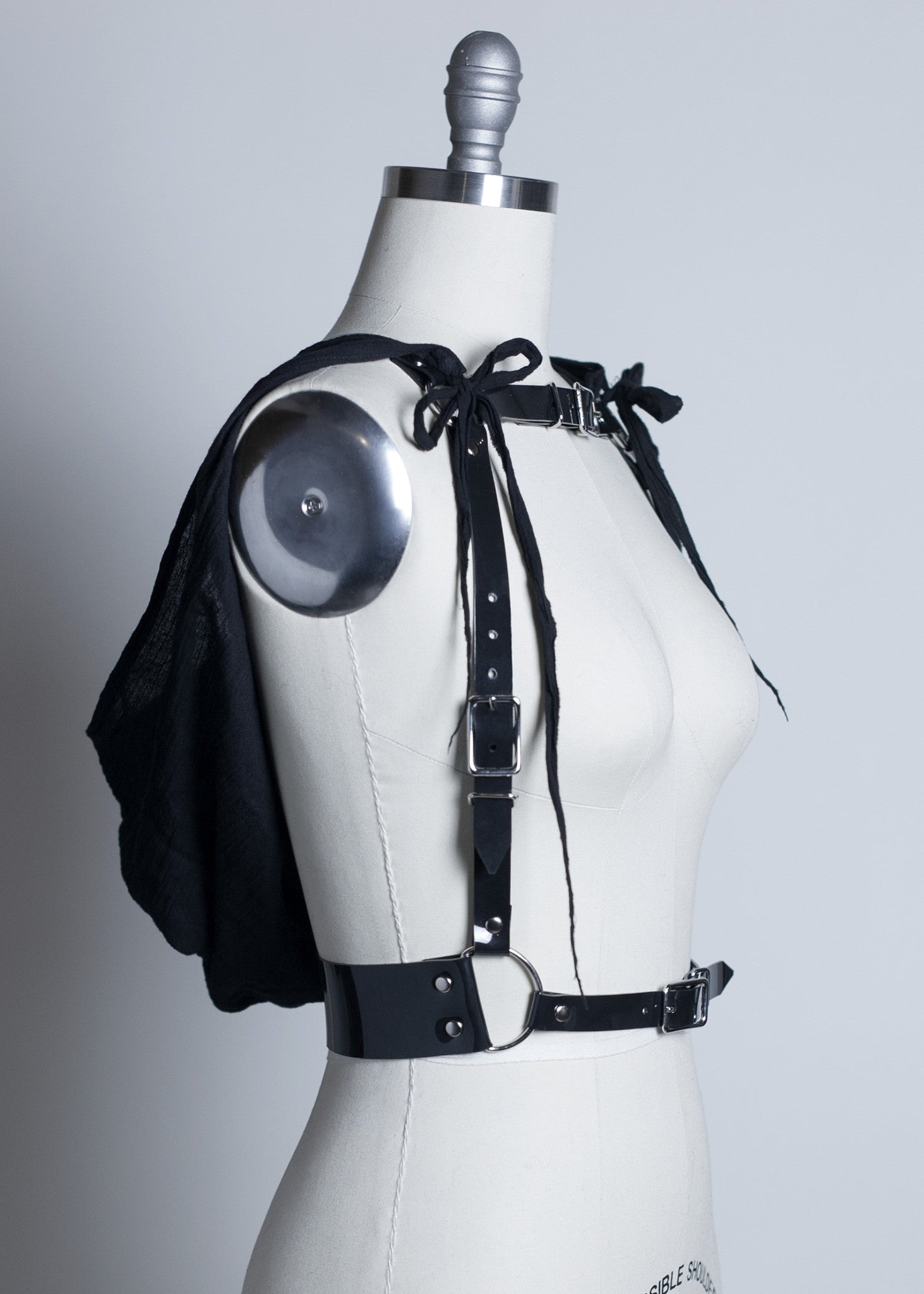 Wraith Hooded Harness - APATICO - 3