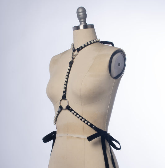 Amelia Pearl Velvet Ribbon Harness