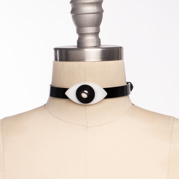 Eye See You Choker Collar