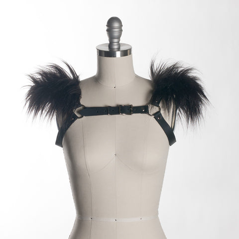 Gothic leather harness with faux fur shoulders - Front