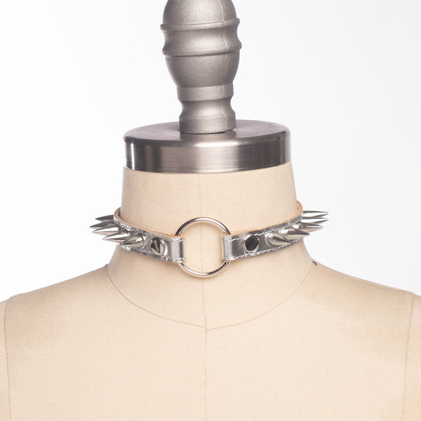 Metallic Spiked Choker Collar