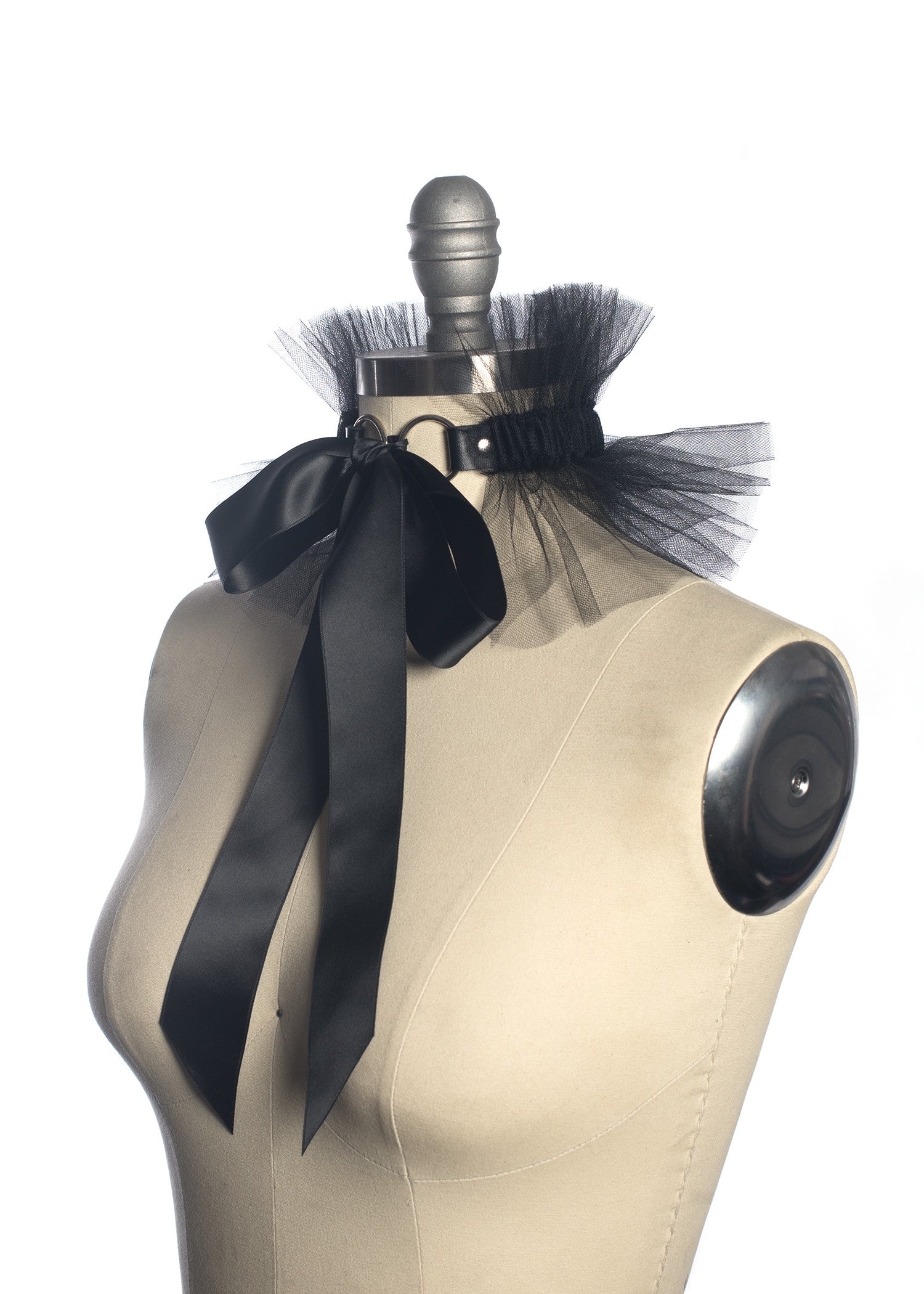 Apatico - Rococo Ruffle Choker Collar - Black Tulle - Gothic Doll