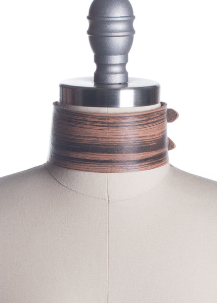 Hayward Woodgrain Choker Collar
